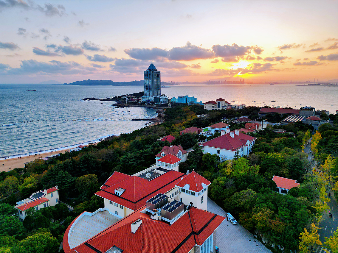 航拍青島八大關美麗景緻入畫來